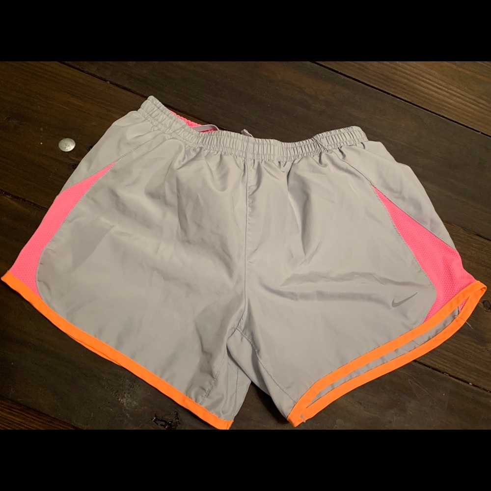 Youth Large Nike Shorts